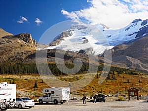 Canadian Rockies RV Cars, Banff Jasper NP, Icefields Parkway,