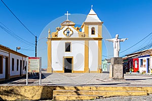 Vista da Matriz Nossa Senhora d\'Ajuda no Centro HistÃ³rico de Arraial d\'Ajuda, distrito de Porto Seguro, BA, Brasil