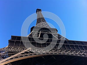 Vista de la torre eiffel photo