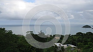 Vista do horizonte do mar de Trindade em Paraty photo