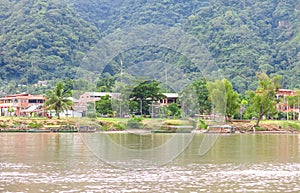 Vista general del pueblo amazÃÂ³nico de Rurrenabaque, en la orilla del Beni river. In the Amazon the main transport route is the photo