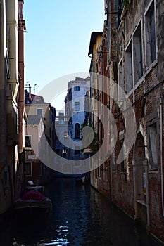 VISTE TRA I CANALI DI VENEZIA