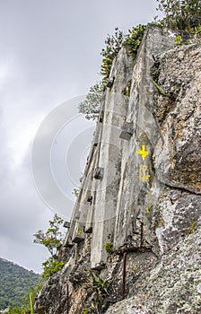 Visual of the trail of the hill are joao in copacabana