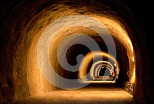 Visually dynamic tunnel construction