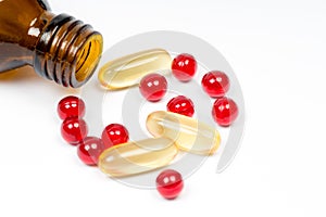 Vitamin e and fish oil capsules