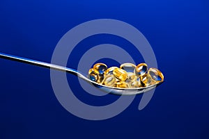 Vitamines and Omega-3 Capsules