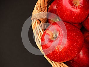 Vitamins basket - apples 3