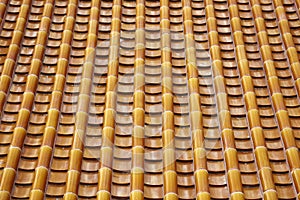 vitreous tile array, horizontal