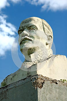 Vladimir Lenin. Statue