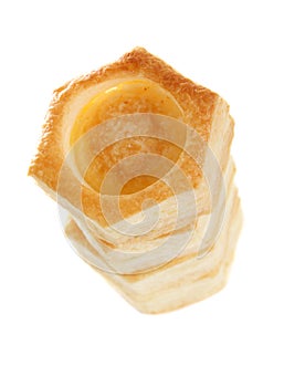 Vol-au-vent pastry shell