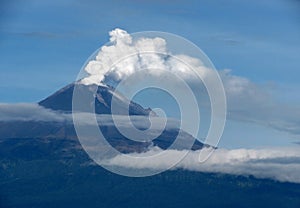 VOLCAN POPOCATEPETL photo