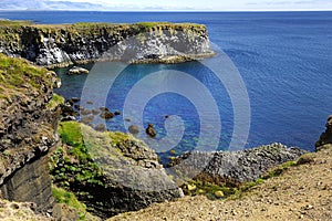 Volcanic sea cliffs nesting site