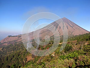 Volcano Gunung Inerie