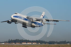 Volga Antonov 124