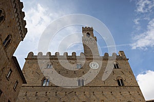 Volterra town central square, medieval palace Palazzo Dei Priori