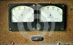 Voltmeter and amperemeter photo
