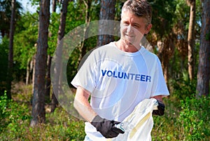 Volunteer beach park environmental cleanup