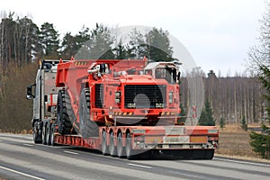 Volvo Semi Transports Mining Equipment