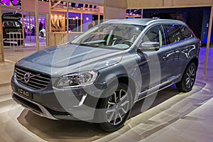 Volvo XC60 compact luxury crossover SUV car