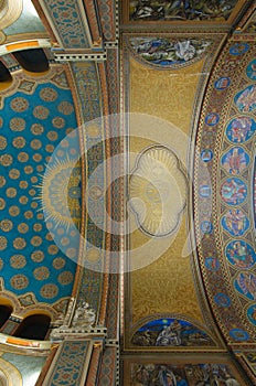 Votive church detailed ceiling photo