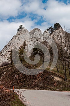 Vrsatec skalnatá hora na Slovensku