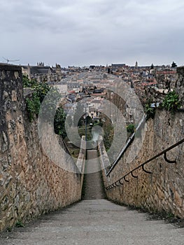 Vue plongeante d& x27;escalier