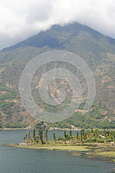 Vulcano San Pedro on the lake of Atitlan