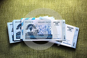 Wad of Madagaskara 100 ariary banknotes