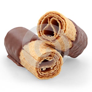 Wafer rolls with chocolate