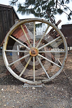 Wagon Wheel in Dufur, Oregon