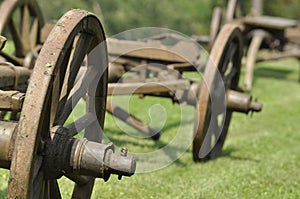 Wagon with wooden wheels. Museum, renovated monument. waggon-driving'