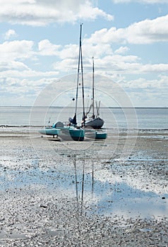 waiting sailing boats epp and fleed