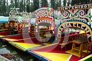 Waiting for Tourists-Xochimilco