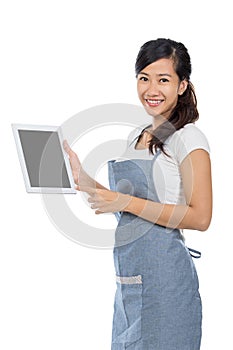 Waitress showing blank tablet pc screen