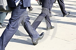 Walking_businessmen