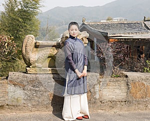Walking in the mountains-Chinese tea clothing photo