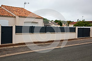 Wall design fence aluminium modern barrier modern house protect view home garden