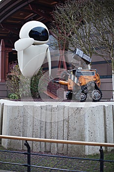 Wall-E and Eve