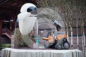Wall-E and Eve