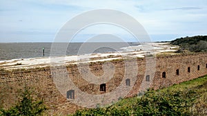 Wall off Fort Clinch