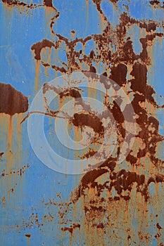 Wall with rust