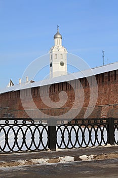 Wall and tower of Kremlin (Detinets)