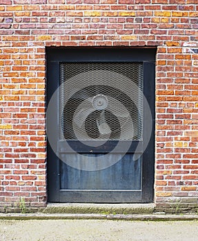 Wall with ventilation fan