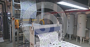 Wallpaper production, modern conveyor for wallpaper production