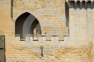 Walls and door in Olite