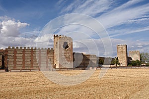 Walls of Madrigal de las Altas Torres, Avila province, photo