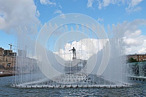 Walls of water. Fountains on Moscow Square. St. Petersburg.