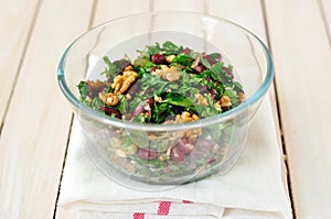 Walnut, kidney bean and fresh green salad