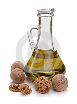 Walnut oil with nuts