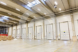 Warehouse doors or gates and cargo boxes